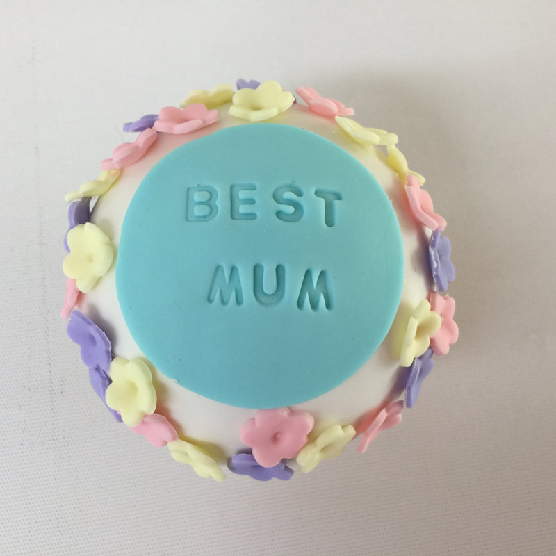 blossom and message cupcake