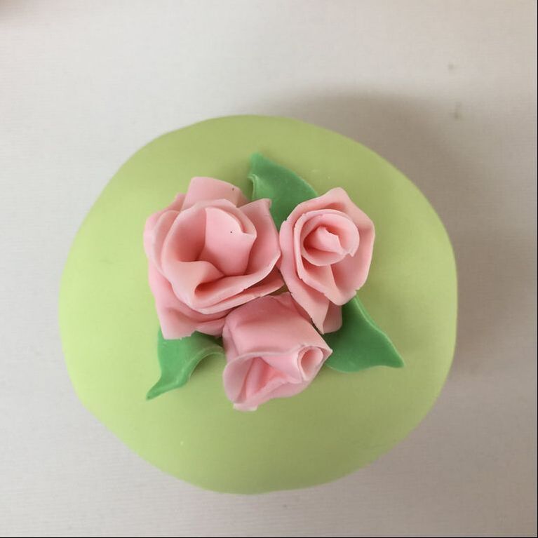 roses cupcake