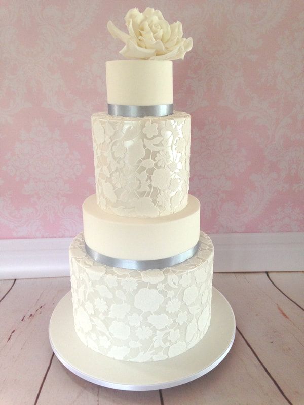 4 tier lace wedding cake 